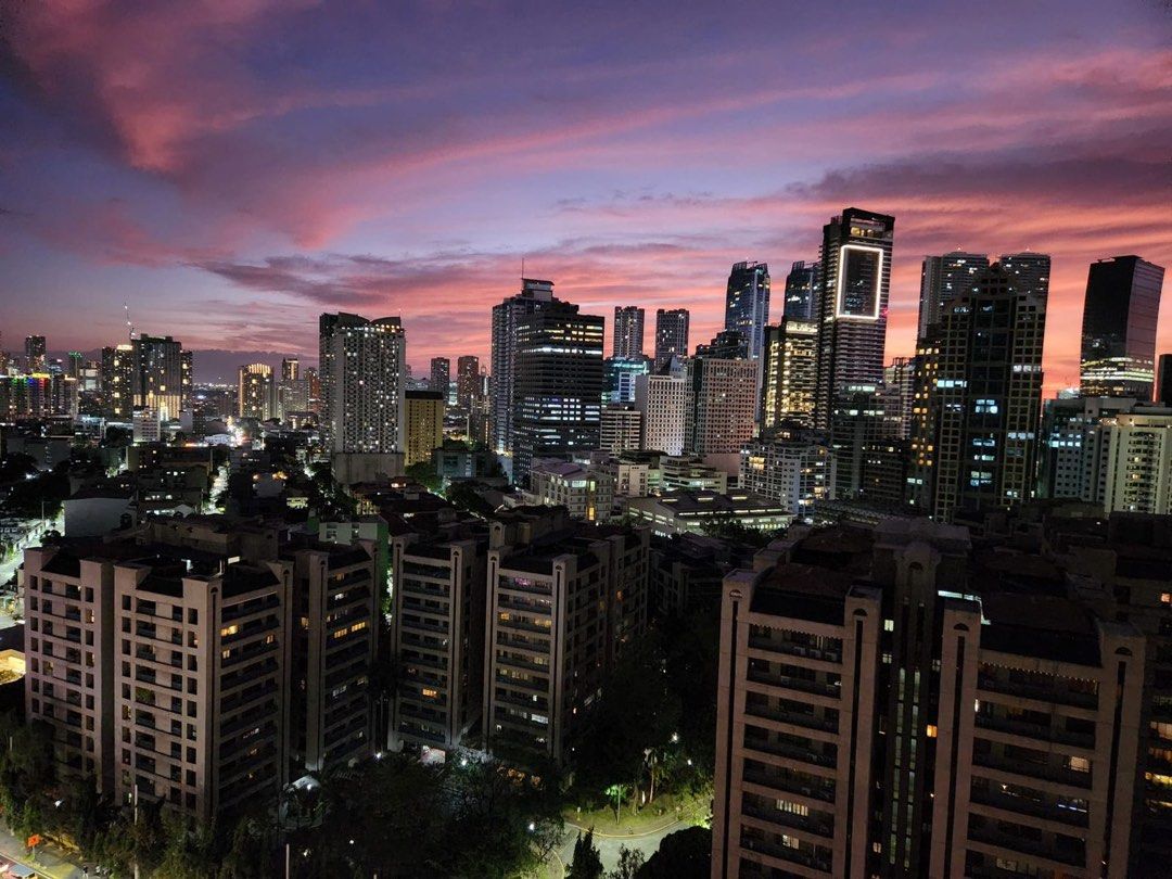 FOR SALE: Renaissance 1000 (Category: Apartments & Condos) located in Manila. Submitted by realestateallie (Listing ID 1316390902, Image 1). Description: 📍FOR SALE:18th floor Renaissance 1000 (Direct) Floor Area: 223sqm Bi-level unit 3 bedrooms & 3 bathrooms 2 parking For Sale for P21.5M gross.