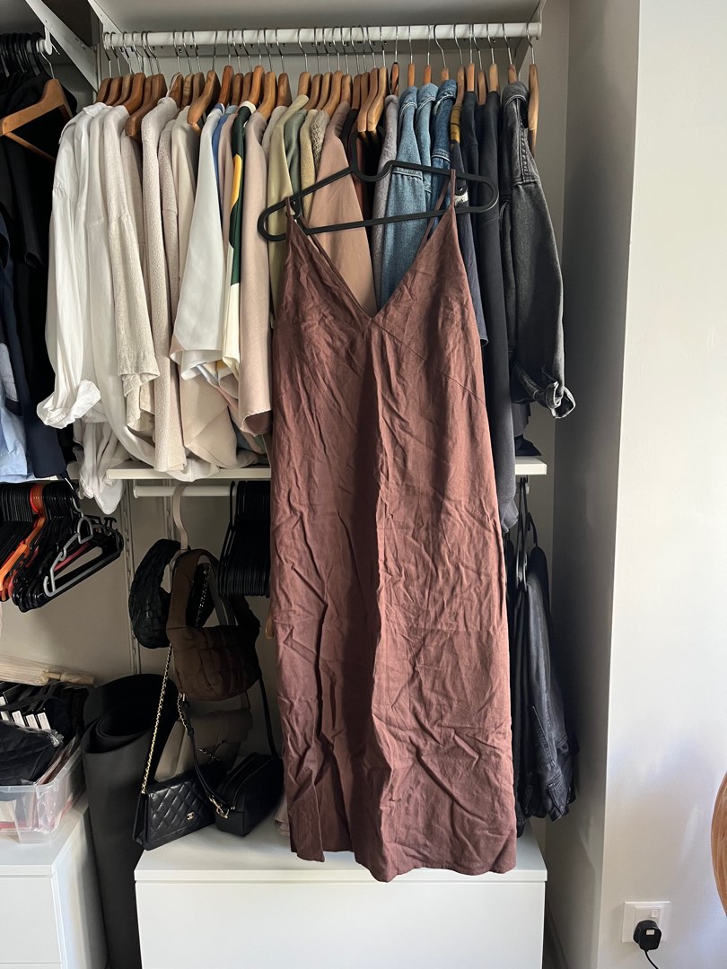GAP Brown Linen maxi dress with cross back, Women's Fashion, Dresses &  Sets, Dresses on Carousell