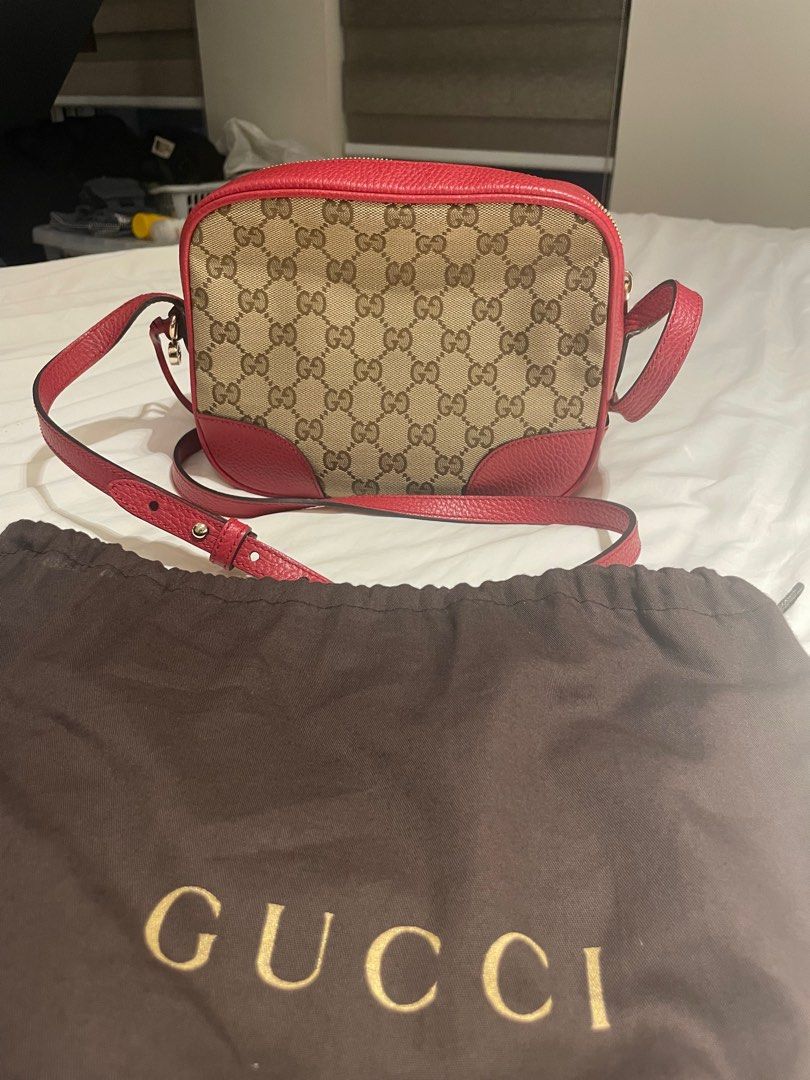 GUCCI BREE GUCCISSIMA GG LEATHER CANVAS CROSSBODY BAG RED
