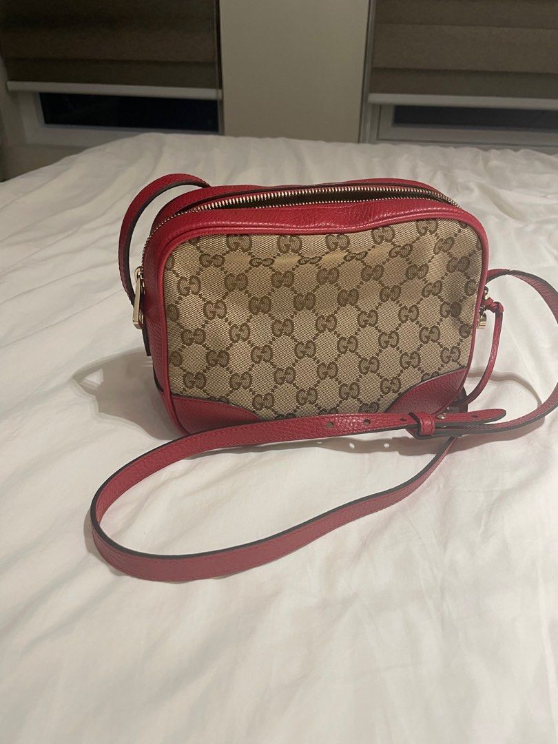 GUCCI BREE GUCCISSIMA GG LEATHER CANVAS CROSSBODY BAG RED