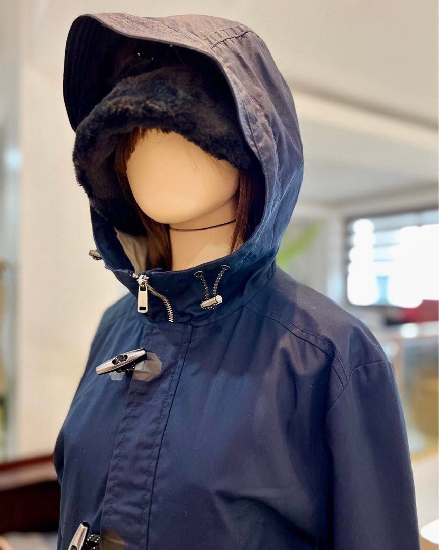 H M NAVY BLUE HOODED SOFT SHELL TOGGLE JACKET Men s Fashion Coats Jackets and Outerwear on Carousell