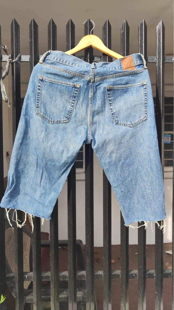 Jorts [ Gap ] (Category: Shorts) located in Imus. Submitted by gabworld (Listing ID 1316363098, Image 2). Description: Gap Jorts waistline: 16” length: 25 “ leg opening: 8” .