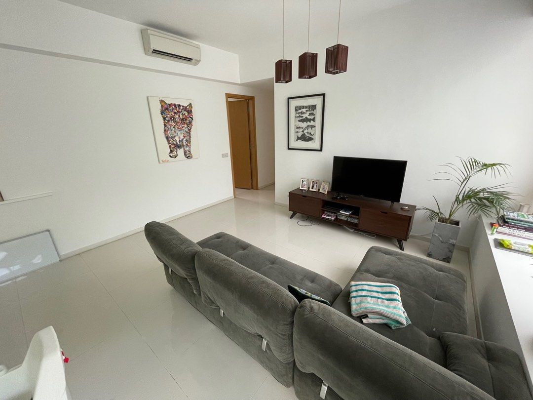 King Furniture Houdini modular lounge, Furniture & Home Living