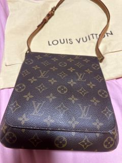 (Category: ) located in . Submitted by YuanYu2 (Listing ID 1316427380, Image 1). Description: .