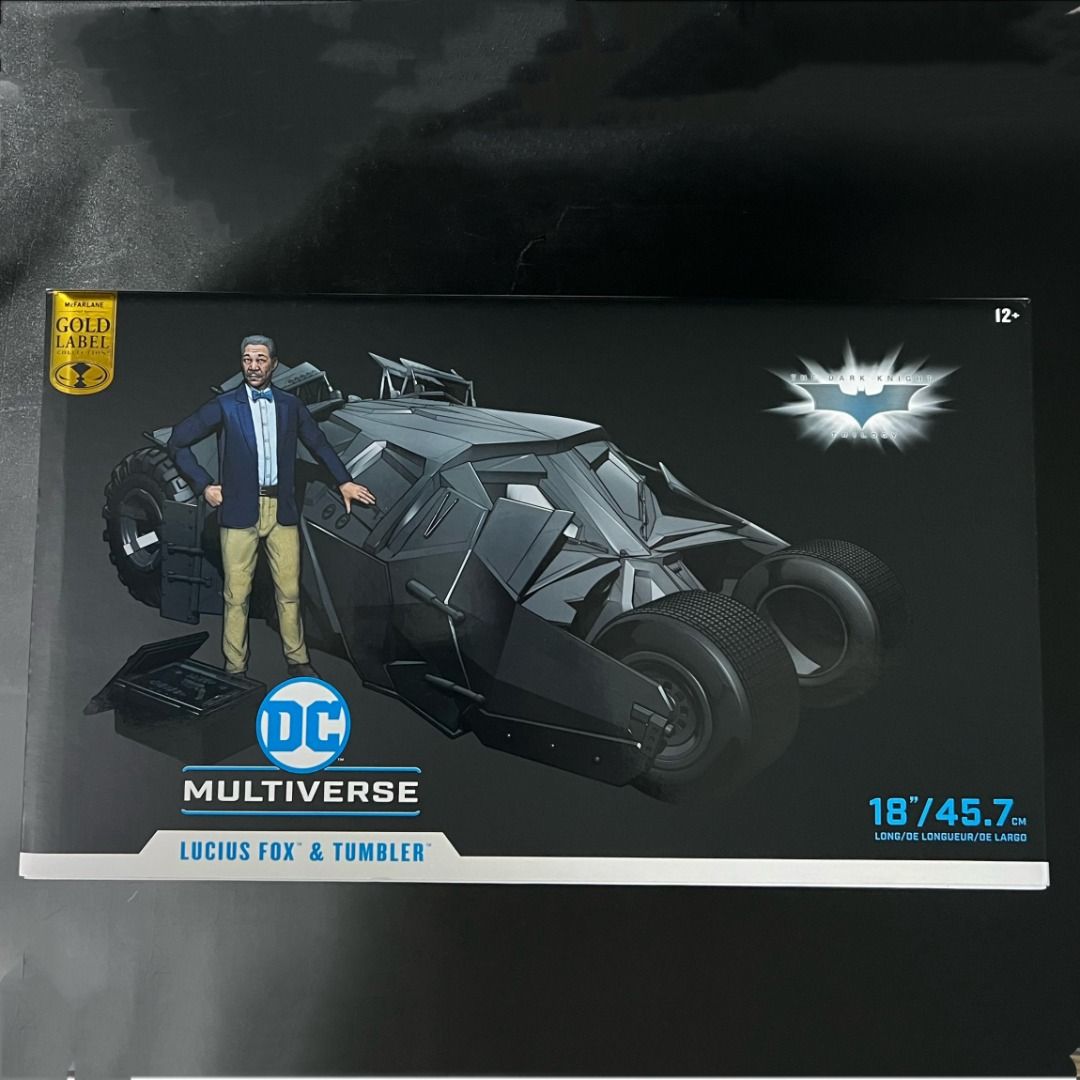 McFarlane DC Multiverse – Vehículo Tumbler Y Figura Lucius Fox De The Dark Knight, Edición Gold Label