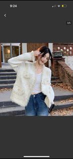 (Category: ) located in . Submitted by preloved_xs (Listing ID 1316399765, Image 1). Description: .