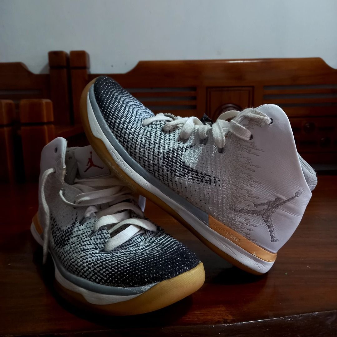 Sepatu Nike Air Jordan 31 CNY UK 43 ORI Olah Raga Baju Olahraga di Carousell