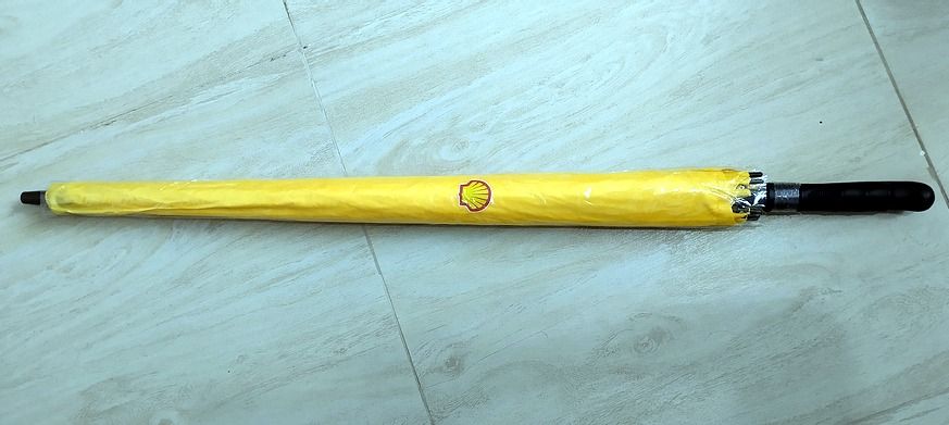 Shell GO+ golf umbrella (Category: Umbrellas) located in Quezon City. Submitted by niteroi (Listing ID 1316322268, Image 2). Description: Shell GO+ golf umbrella New, unused cond. With sling on nylon case Proj. 4/ Cubao QC .