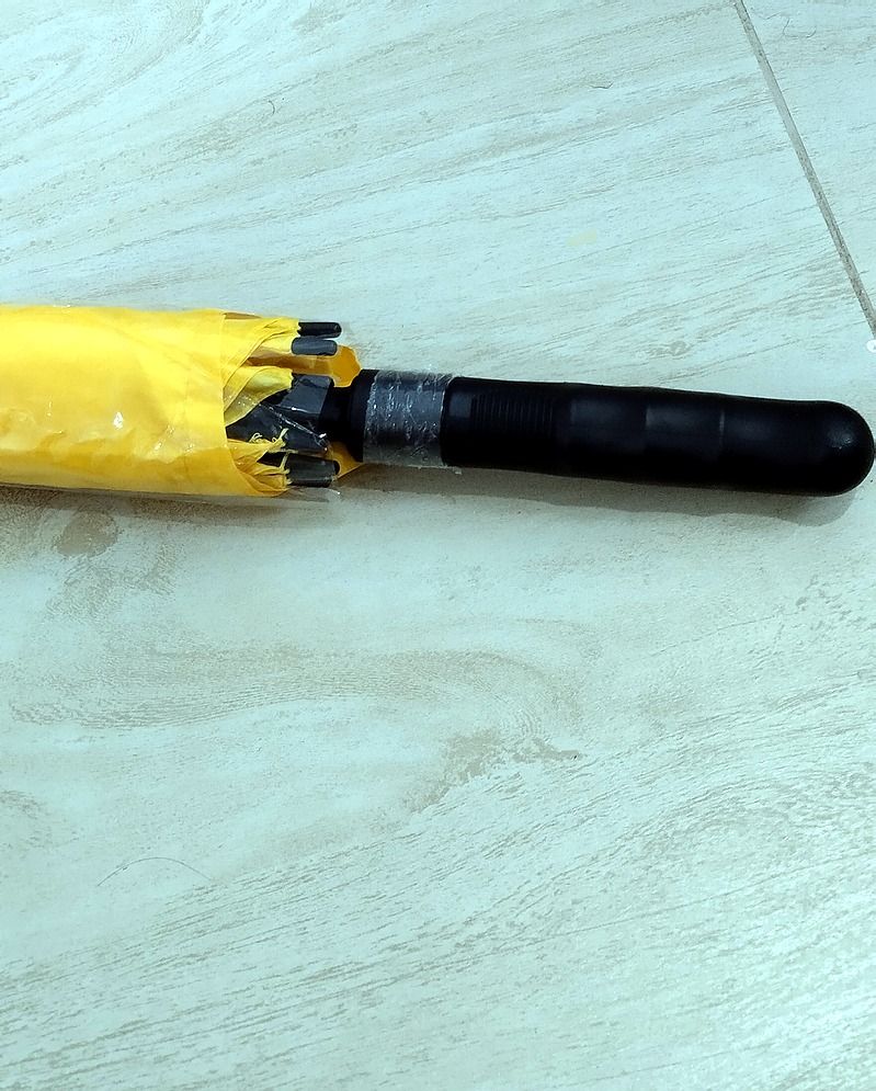 Shell GO+ golf umbrella (Category: Umbrellas) located in Quezon City. Submitted by niteroi (Listing ID 1316322268, Image 3). Description: Shell GO+ golf umbrella New, unused cond. With sling on nylon case Proj. 4/ Cubao QC .