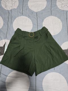 (Category: ) located in . Submitted by Pre_loved_ (Listing ID 1316400614, Image 1). Description: .