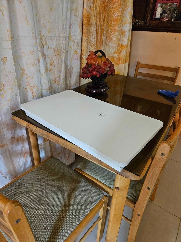 STANDING DESK CONVERTER - ADJUSTABLE (NON-HYDRAULIC) (Category: Office Furniture & Fixtures) located in Dasmarinas. Submitted by codeemman (Listing ID 1316417544, Image 3). Description: RFS: De-cluttering. Has slight skid marks on top, but the product still works. SHIPPING OPTIONS: Lalamove/Grab Only (You will shoulder the shipping costs). MEETUP OPTIONS: Greenwood Heights - Gate 2 Only. MODE OF PAYMENT: GCash/Cash (if meetup only). No Cash on De