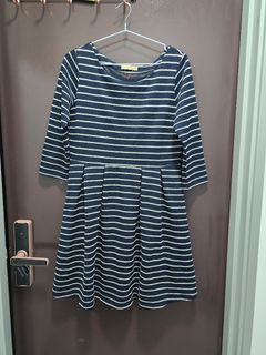 (Category: ) located in . Submitted by Pre_loved_ (Listing ID 1316405304, Image 1). Description: .