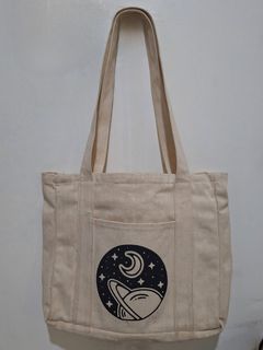 (Kategori: ) berada di . Dikirim oleh devany_preloved (ID iklan 1316290262, Gambar 1). Deskripsi: .