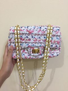 (Kategori: ) berada di . Dikirim oleh _nws_ (ID iklan 1316347676, Gambar 1). Deskripsi: .
