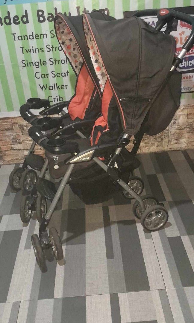 Twins stroller (Category: Strollers) located in Caloocan City. Submitted by Unicoijo02 (Listing ID 1316435596, Image 1). Description: .