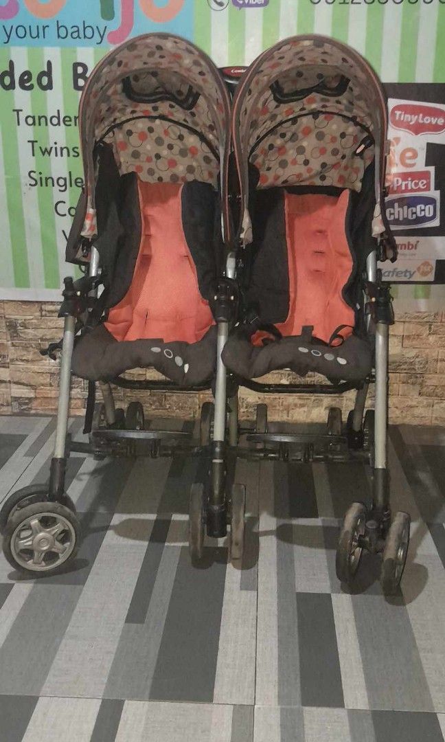 Twins stroller Combi brand (Category: Strollers) located in Caloocan City. Submitted by Unicoijo02 (Listing ID 1316436008, Image 1). Description: .