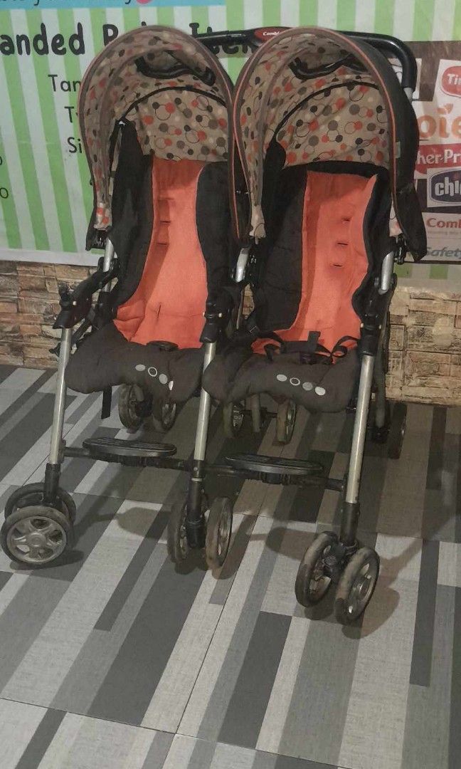 Twins stroller Combi brand (Category: Strollers) located in Caloocan City. Submitted by Unicoijo02 (Listing ID 1316436008, Image 3). Description: .