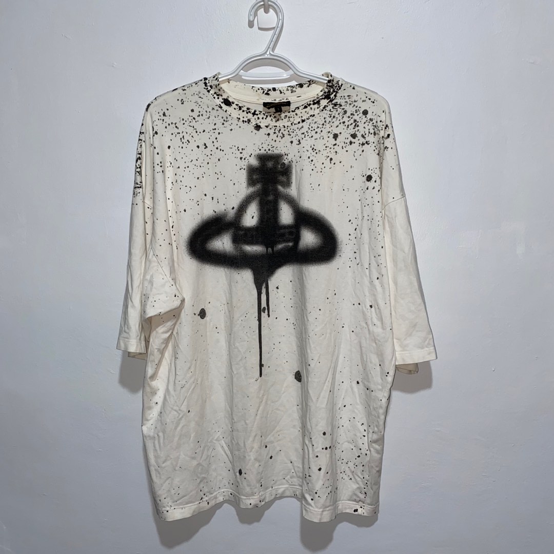 VIVIENNE WESTWOOD graffiti t-shirt