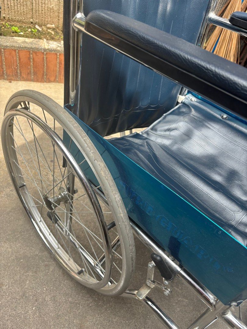 Wheelchair- Standard SURE GUARD (Category: Wheelchairs) located in Taguig. Submitted by plmae (Listing ID 1316380240, Image 3). Description: Standard wheel chair Brand: Sure Guard Decluttering Buyer pays shipping fee from Mandaluyong.