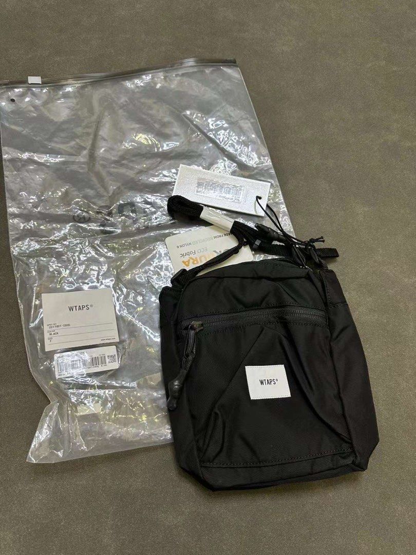 wtaps pouch bag 全新, 男裝, 袋, 腰袋、手提袋、小袋- Carousell