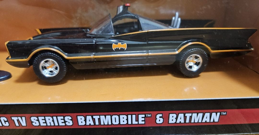 Jada 1:43 – Batmobile & Batman, Justice League, Diecast, Occasion