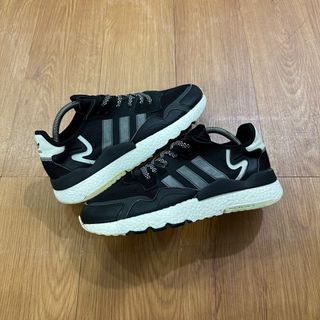 (Category: ) located in . Submitted by mochithriftstore (Listing ID 1316600635, Image 1). Description: .