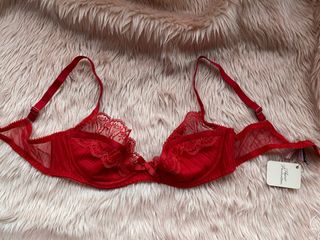 (Category: ) located in . Submitted by goodstuff_4sale (Listing ID 1316462605, Image 1). Description: .
