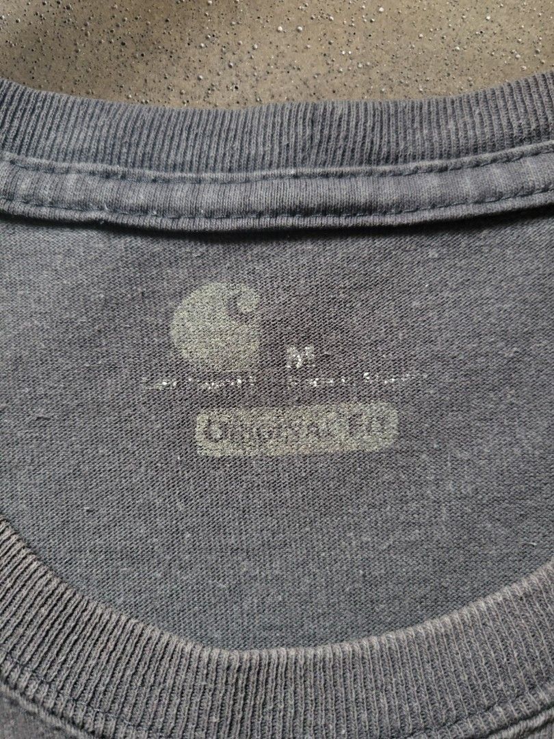 CARHARTT K195 (Category: Tshirts & Polo Shirts ) located in General Santos City (Dadiangas). Submitted by hoverfinds (Listing ID 1316469574, Image 3). Description: dimes 21.5"x30" color rate 8.8/10 issue: good fade Php 700shipped jnt.