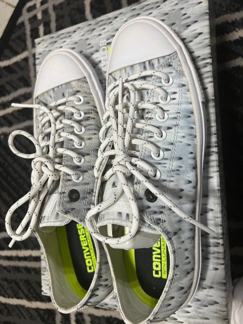 Converse Chuck Taylor II “Camo Pack” (Category: Sneakers) located in Makati City. Submitted by mrmickeymouse (Listing ID 1316479315, Image 2). Description: Converse Chuck Taylor II Lunarlon Dior-like Size 9 Mens Condition: 9/10 Used once Issue: removable stains sa outsole Orig price: 5.5k Selling it for only 2.2k RUSH Nego for sure buyers.