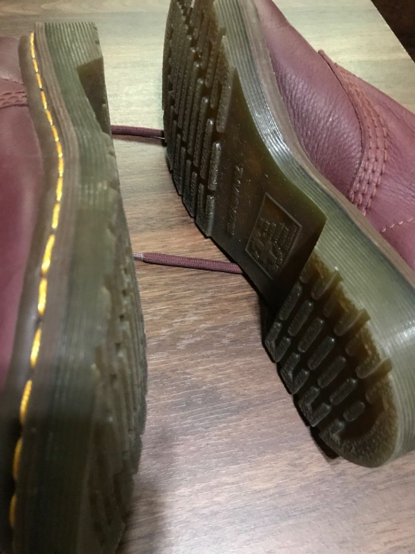DR MARTENS MAROON LEATHER BOOTS ORIGINAL (Category: Boots) located in General Santos City (Dadiangas). Submitted by davidkr1 (Listing ID 1316516798, Image 3). Description: Dr.martens bought from Davao dr martens branch on 2017-2018 Pre-loved item 💯 original Good for streetwear .