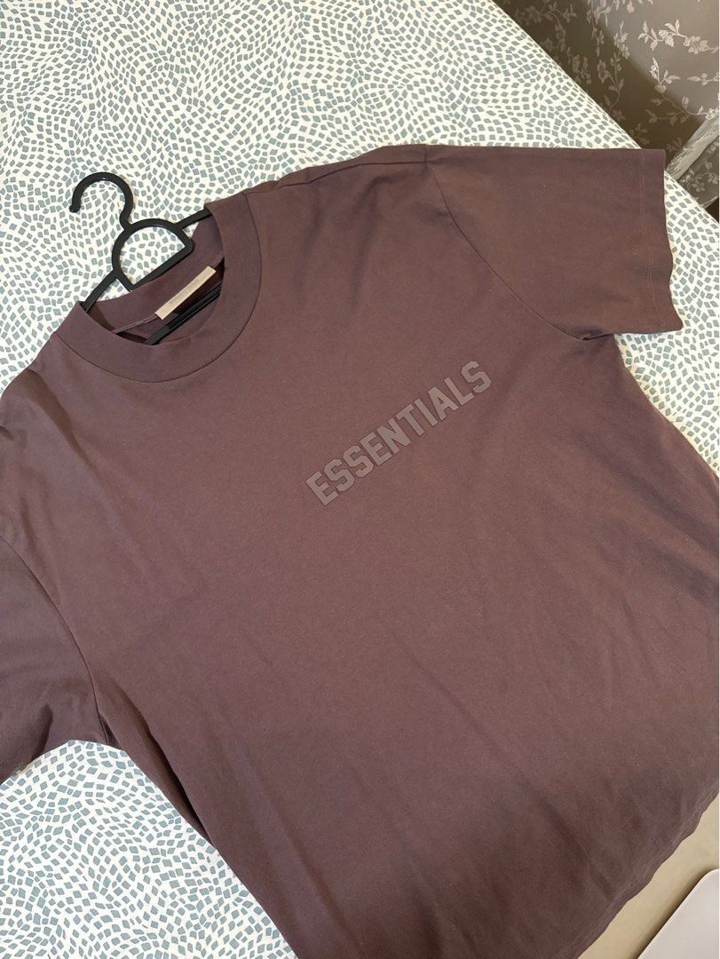 Essentials Tee (Category: Tshirts & Polo Shirts) located in Singapore. Submitted by strizer (Listing ID 1316504835, Image 1). Description: Oversized fit. PTP is 63cm (see last 2 pics for ref).