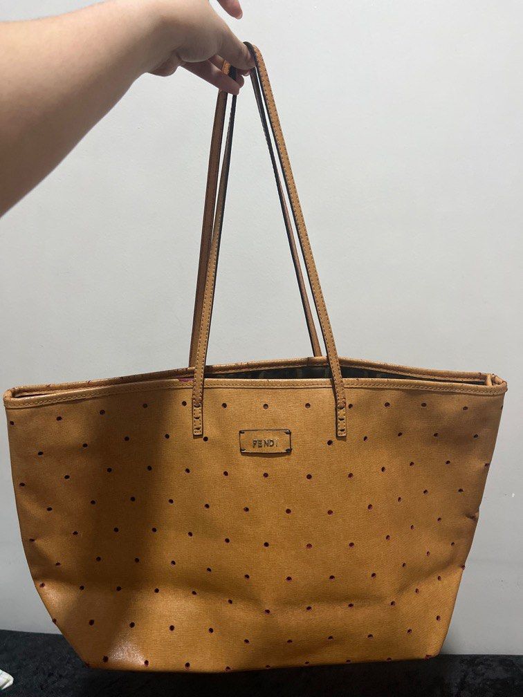 Fendi Tan Perforated Leather Large Roll Tote (Category: Luxury Bags & Wallets) located in Quezon City. Submitted by marco_miranda30 (Listing ID 1316459444, Image 3). Description: Authentic With obvious signs of usage Zipper is working.