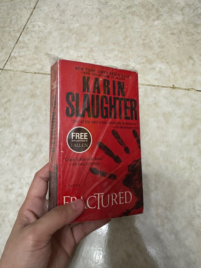 Fractured by Karin Slaughter (Category: Storybooks) located in Las Pinas. Submitted by kashireadsbookstore (Listing ID 1316593656, Image 1). Description: .