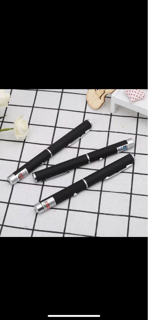 Laser pointer (Category: Stationery & School Supplies) located in Singapore. Submitted by royaltree.6bedda (Listing ID 1316497269, Image 1). Description: Selling brand new laser pointer Have green red purple Can check first before purchase .