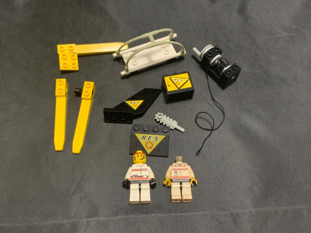 Lego RES Rescue Minifigures & Parts, Hobbies & Toys, Toys & Games on ...
