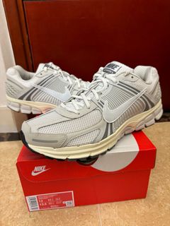 （分類：）位於 。 由 sneakerlollll 提交（商品編號 1316535230，圖片 1）。簡介： 。