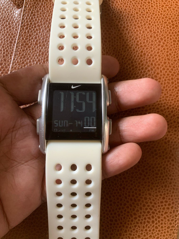 Old Nike Torque watch Men s Fashion Watches Accessories Watches on Carousell