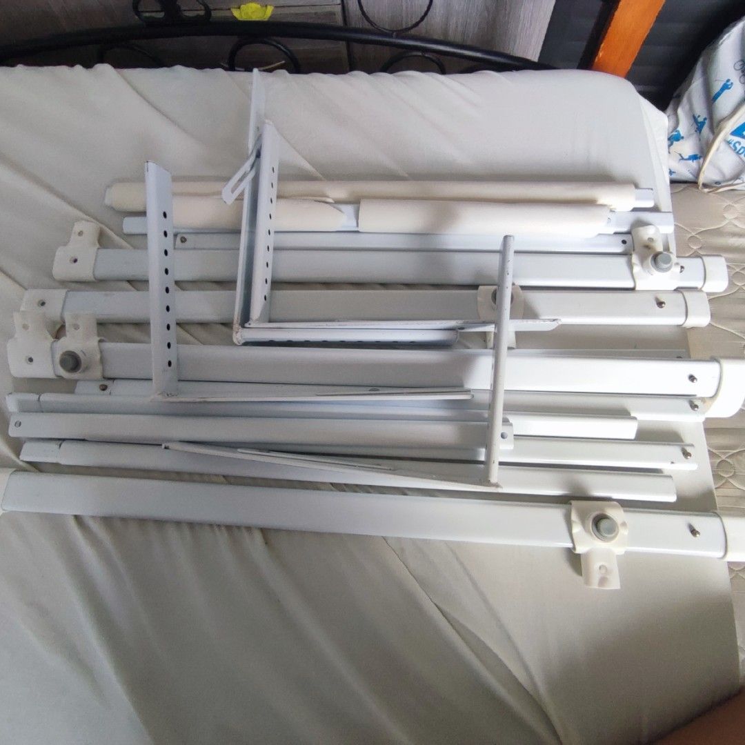 Safety bed rail/fence slide down (2 pieces) (Category: Bed Guards) located in Bacoor. Submitted by tipiditymudra (Listing ID 1316575568, Image 2). Description: For 2 rails na po yung price nya 1.2meters and 1.8meters issue sa last photo pwede naman tahiin. magagamit pa rin sya kahit may ounit, safe pa rin naman. another issue is wala na yung mga foam sa loob sa upper rail. but still, does not affect yung purpose nya na maging harang oara di mahul
