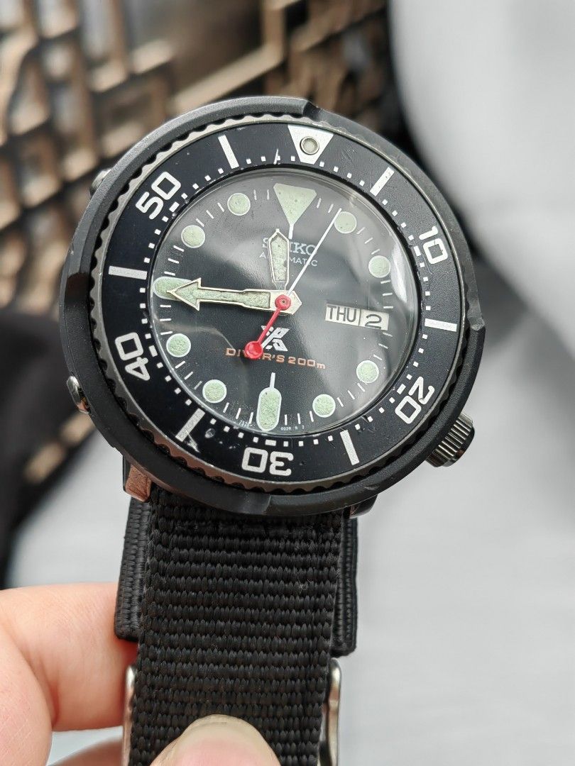 Seiko black case outlet