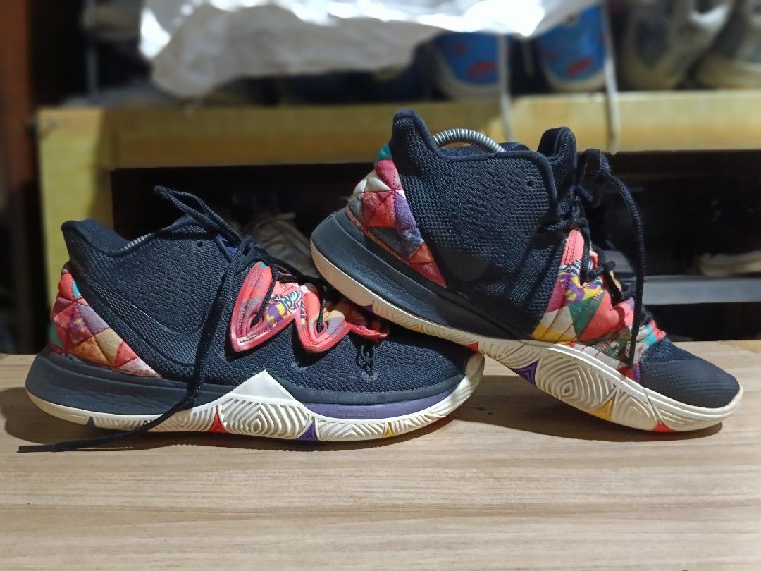 Sepatu basket kyrie 5 on sale