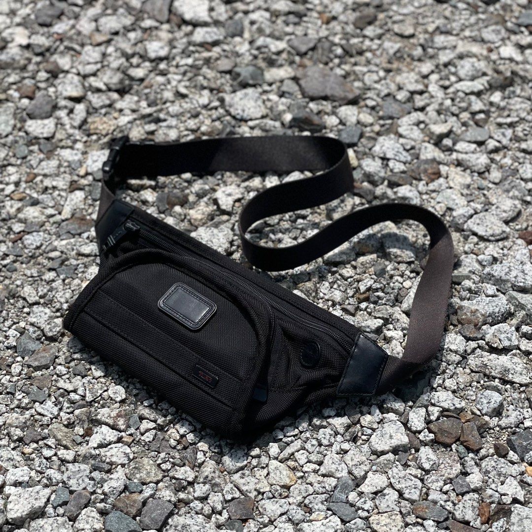 Tumi belt bag on sale