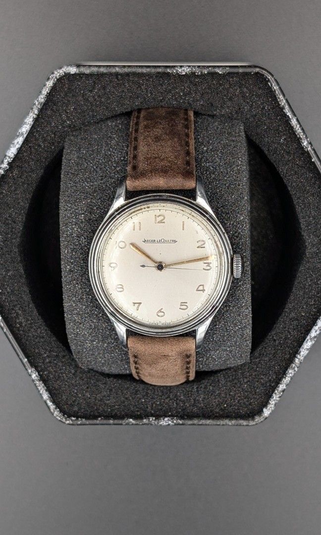 Vintage 1950s Jaeger-LeCoultre Classic (Category: Men's Watches) located in Muntinlupa City. Submitted by g.cadiz (Listing ID 1316494028, Image 1). Description: diameter: 33mm thickness: 11mm lug to lug: 16mm movement: (manual wind) crystal: acrylic *working rfs: decluttering no cod, buyer shoulders shipping meetup: Alabang.