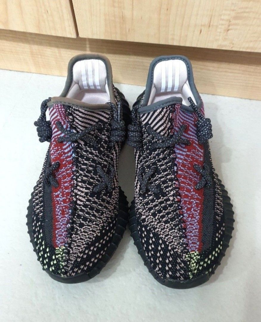 Yeezy boost 350 uk 4 on sale