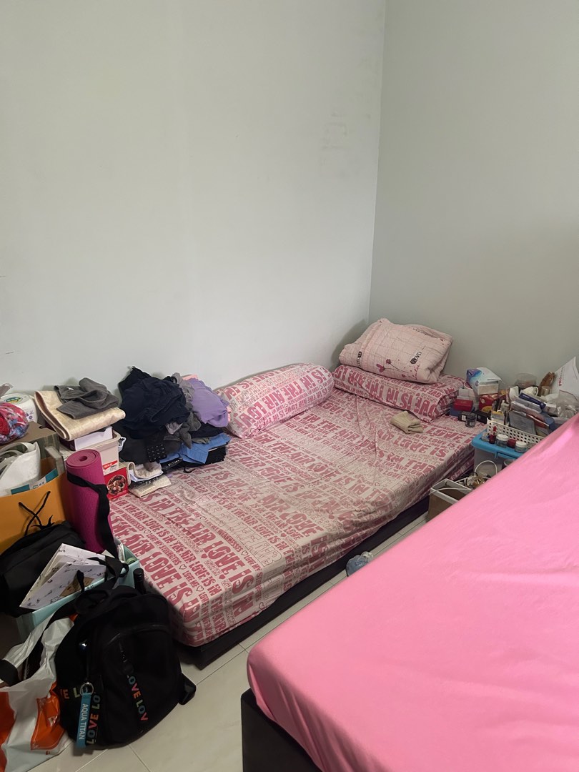 (Category: ) located in . Submitted by qwinnieq (Listing ID 1316761972, Image 1). Description: .