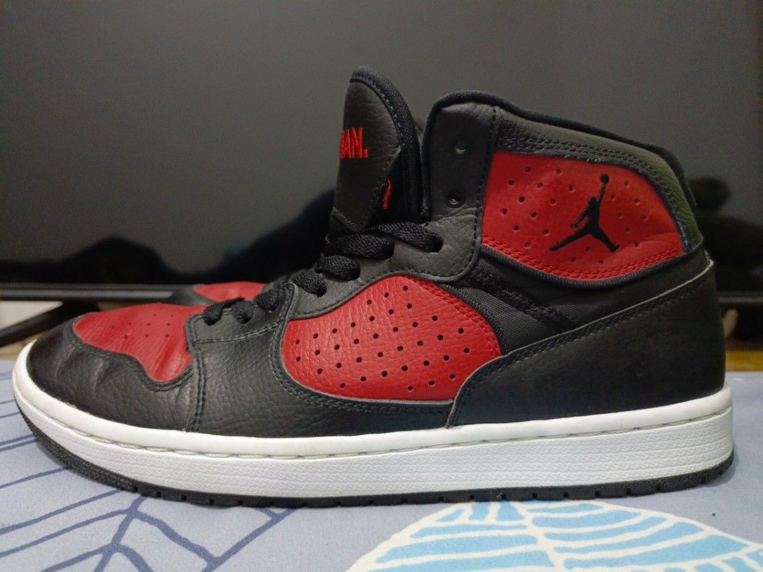 Sepatu Jordan Access Gym Red AIR JORDAN LOW SE MEN'S SHOES