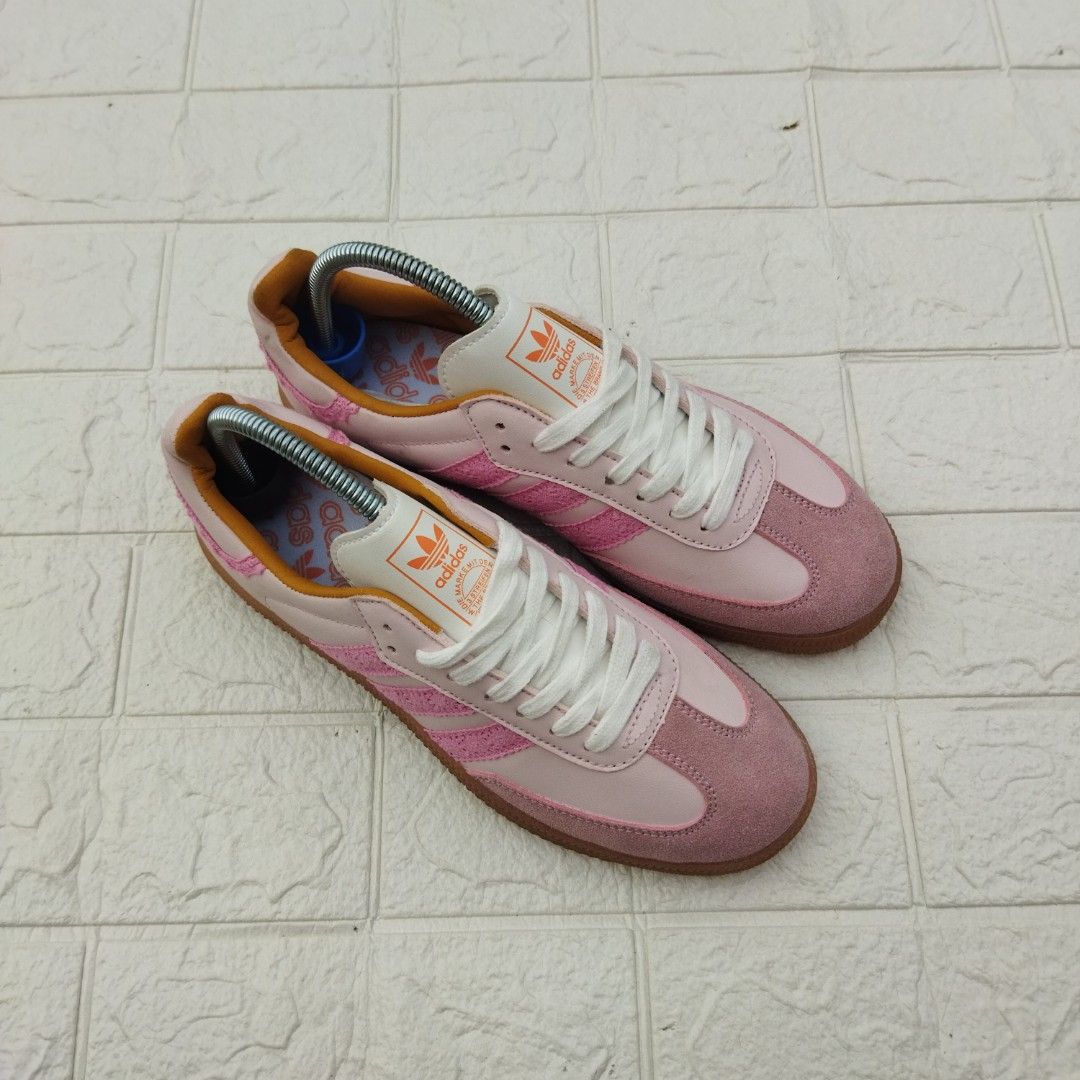 B4486 adidas top