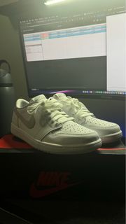 (Category: ) located in . Submitted by sneakerheadinsg (Listing ID 1316683215, Image 1). Description: .