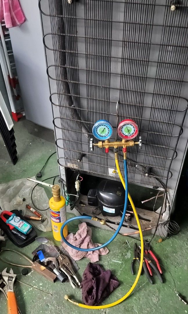 Aircon and Ref Cleaning, Repair, Install (Category: Aircon Services) located in Quezon City. Submitted by air_keon (Listing ID 1284710426, Image 3). Description: 💠Airc Airconditioning Service💠 🕳️ Aircon Installation 🕳️Aircon Repair 🕳️Ref and Chiller Repair 🕳️Refrigerant/Freon Charging 🕳️Reprocess 🕳️Cleaning 🕳️Dismantling 🕳️Pulldown Cleaning - we service all around Metro Manila - with service report and warranty 🪩contact us: 💠 09266761