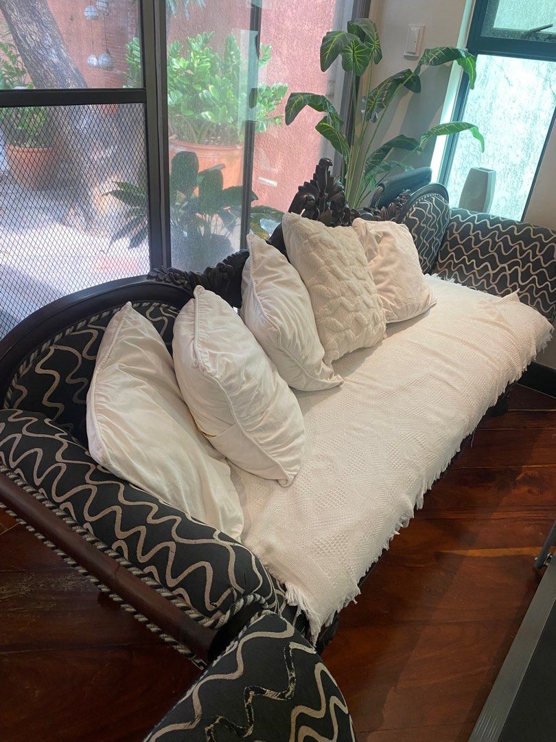 Antique Living Room Sofa Sala Set (Category: Sofas) located in Muntinlupa City. Submitted by mekgv (Listing ID 1316698605, Image 2). Description: 1960s Antique living set - in need of re upholstery 4 seater, 2pcs 1 seater, 2 pcs Long coffee middle table 2 side tables Slightly negotiable .