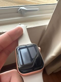 100 affordable apple watch sell For Sale Carousell Singapore